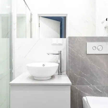 Chic & Luxury Apartment By Mennica Residence Varsavia Esterno foto